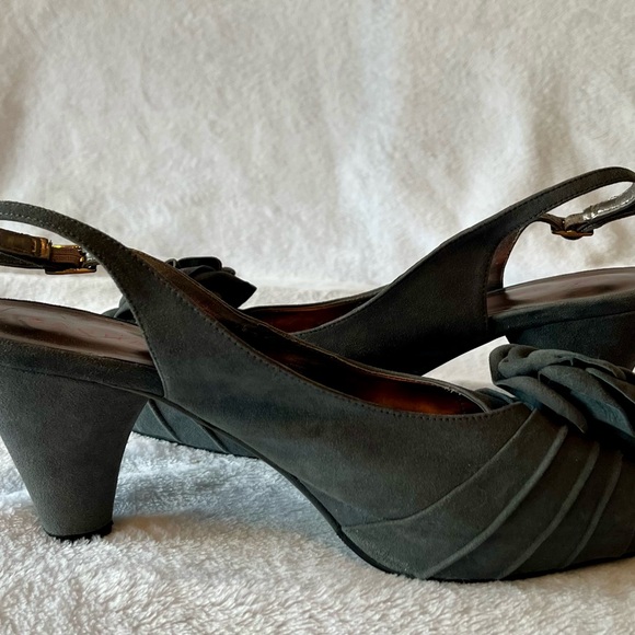 Sacha London LACE Gray Suede Peep Toe Slingback Heels - Picture 6 of 13